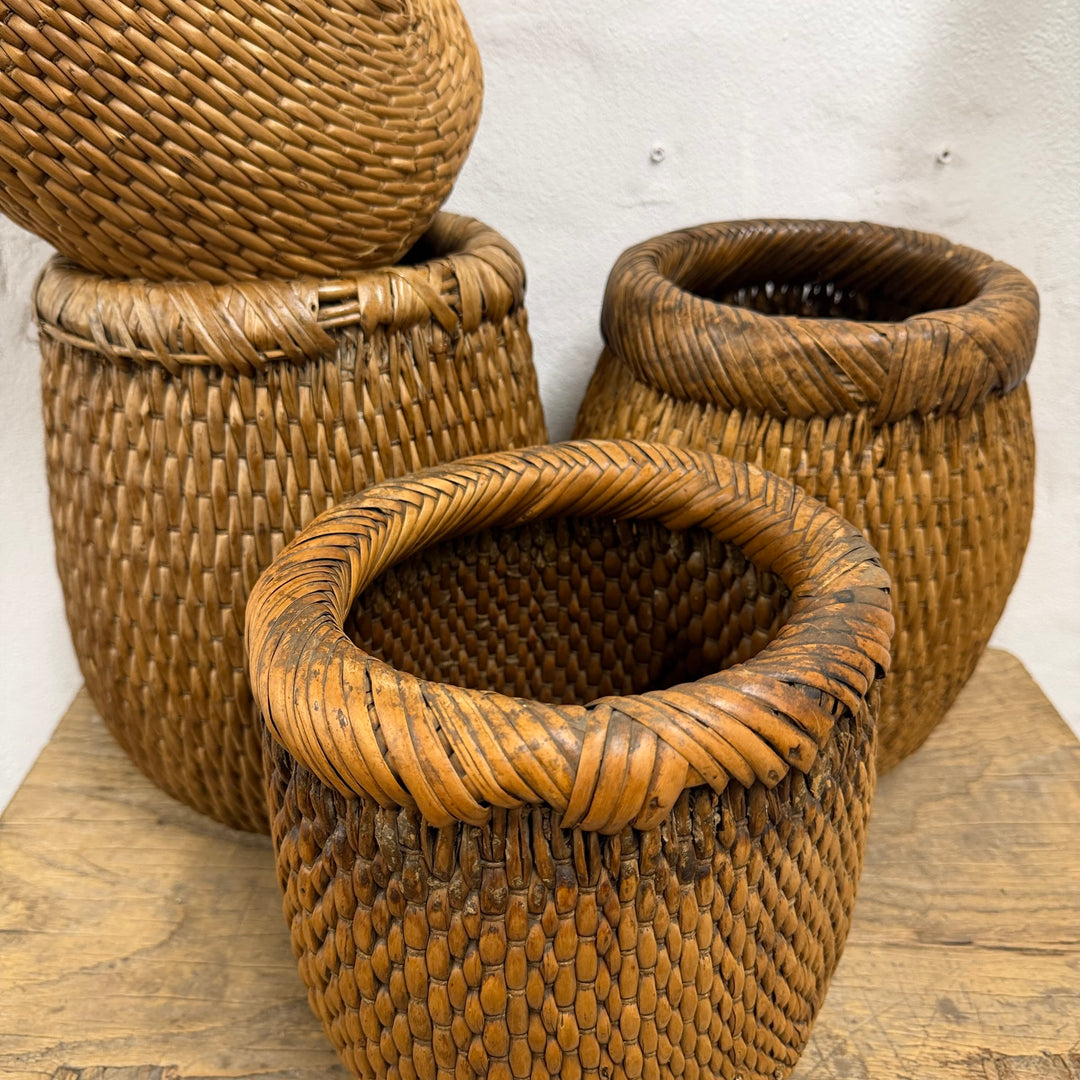Water Tiger Decor Wooden Top Willow Fishing Baskets