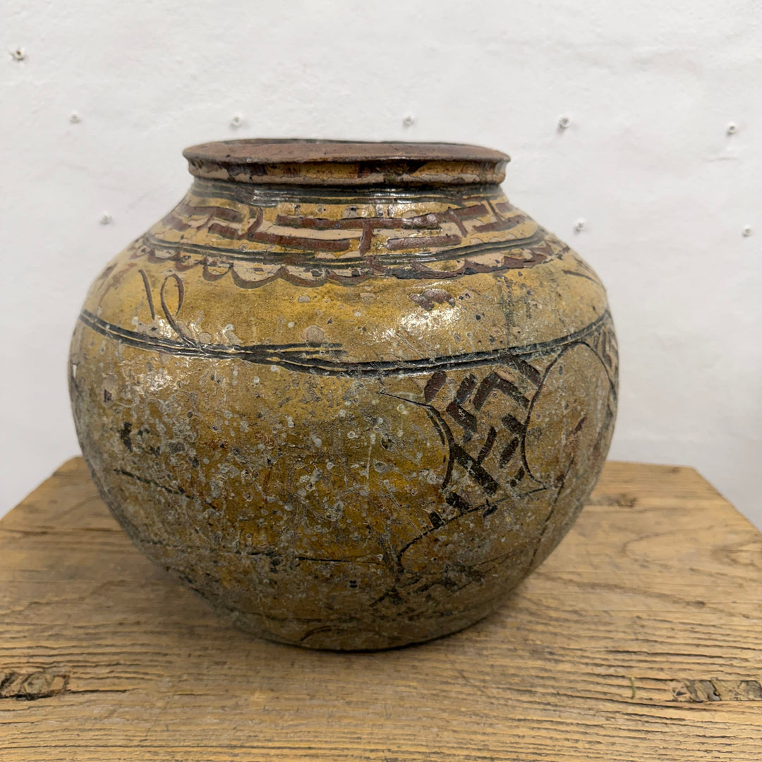 Water Tiger Decor Antique Martaban Wine / Storage Jars From China