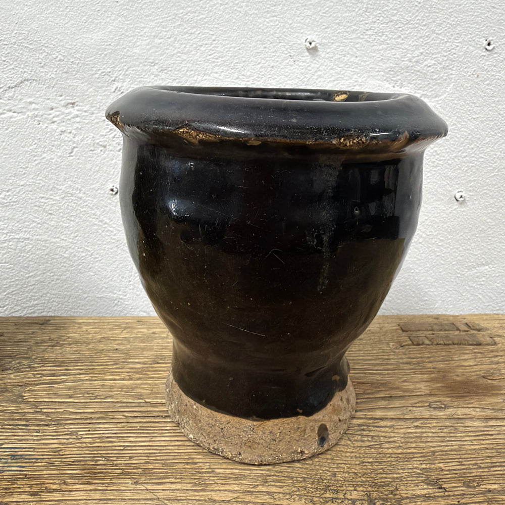 Water Tiger Decor Small Antique Black Ceramic Pot