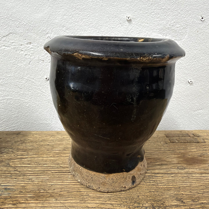Water Tiger Decor Small Antique Black Ceramic Pot