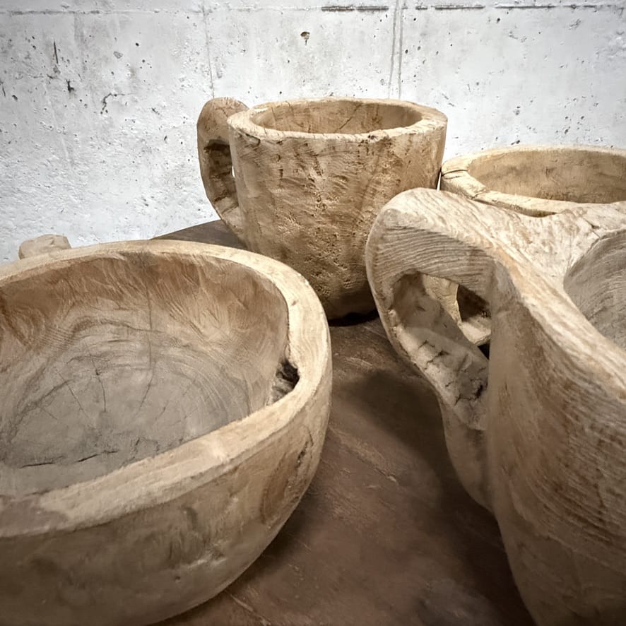 Water Tiger Decor Handcarved Grinding Bowls from Lombok