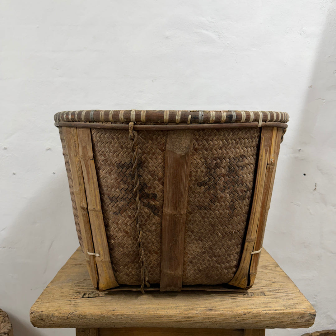 Water Tiger Decor Antique Chinese Reed Grass Baskets