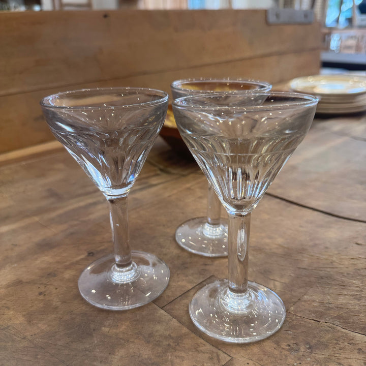 Water Tiger Furniture Vintage Cut Crystal Sherry Glasses - Set of 10 – French Antique Glassware | Water Tiger
